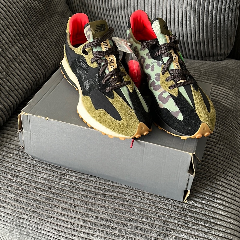 New balance army fatigue color-way. Limited edition.